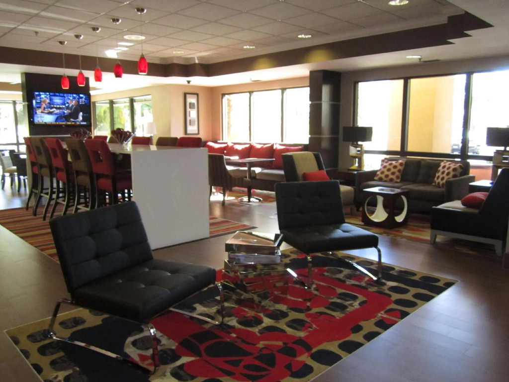 Hampton Inn Fort Myers-Airport & I-75