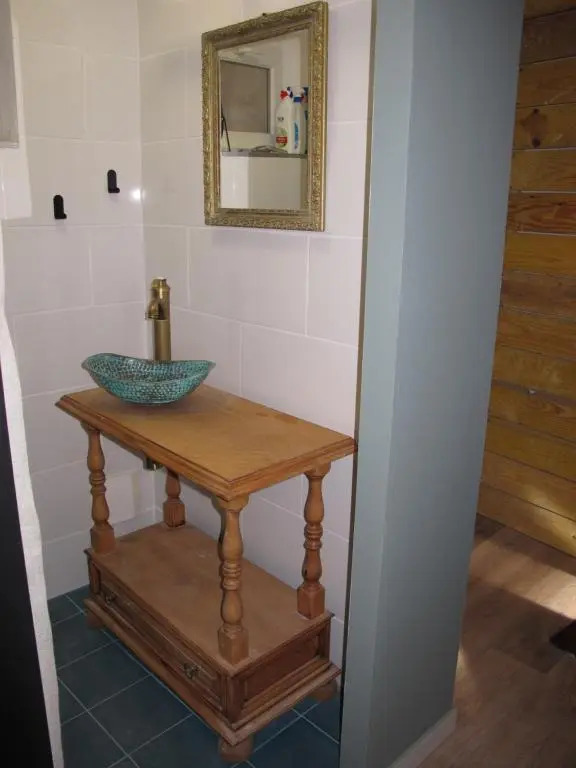 Ambiance chalet T1 bis cosy pour 5 personnes avec patio à 25 mn des plages