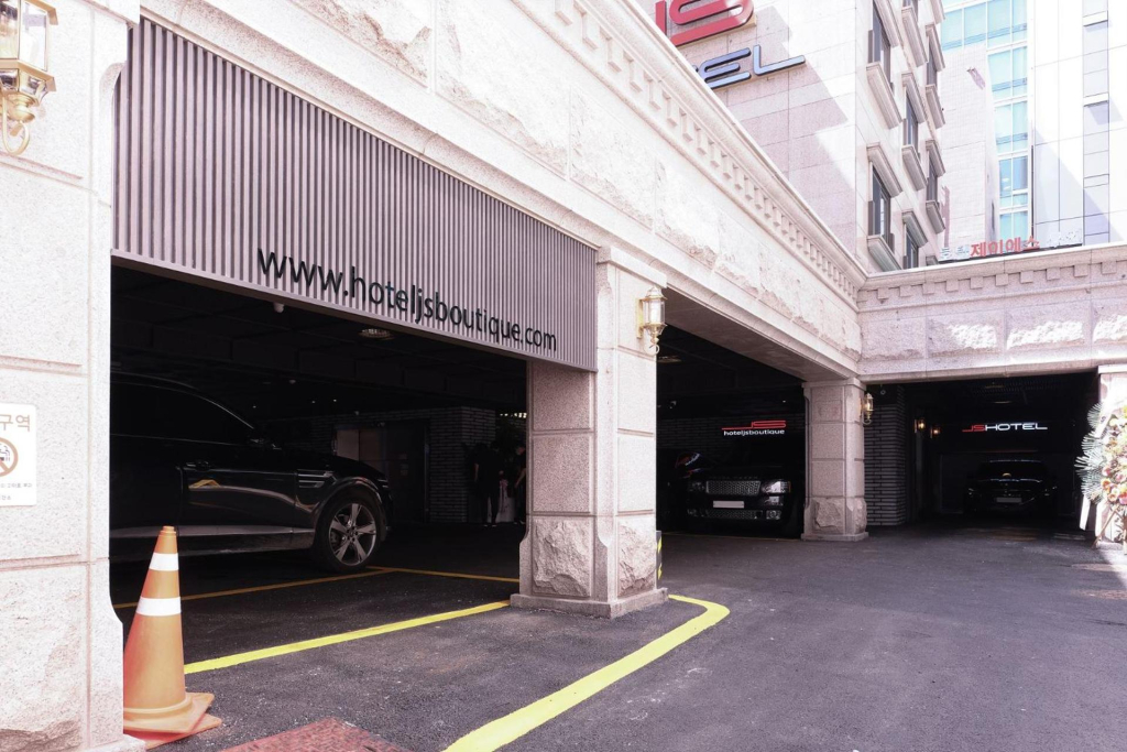 Seocho js hotel