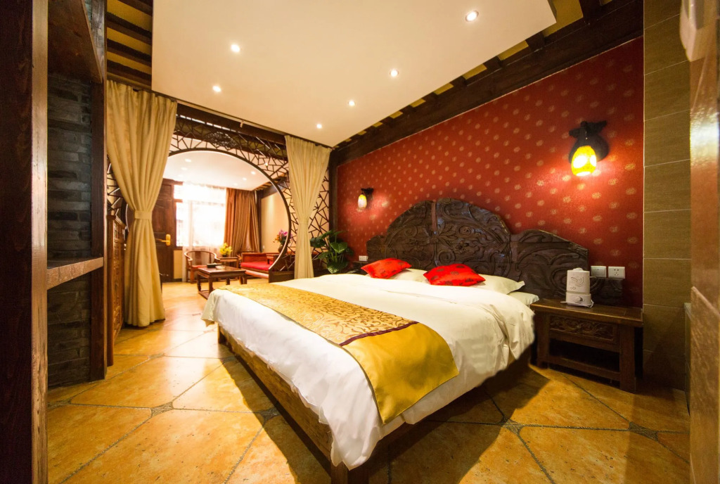 Lijiang He Mu Ju Family Inn