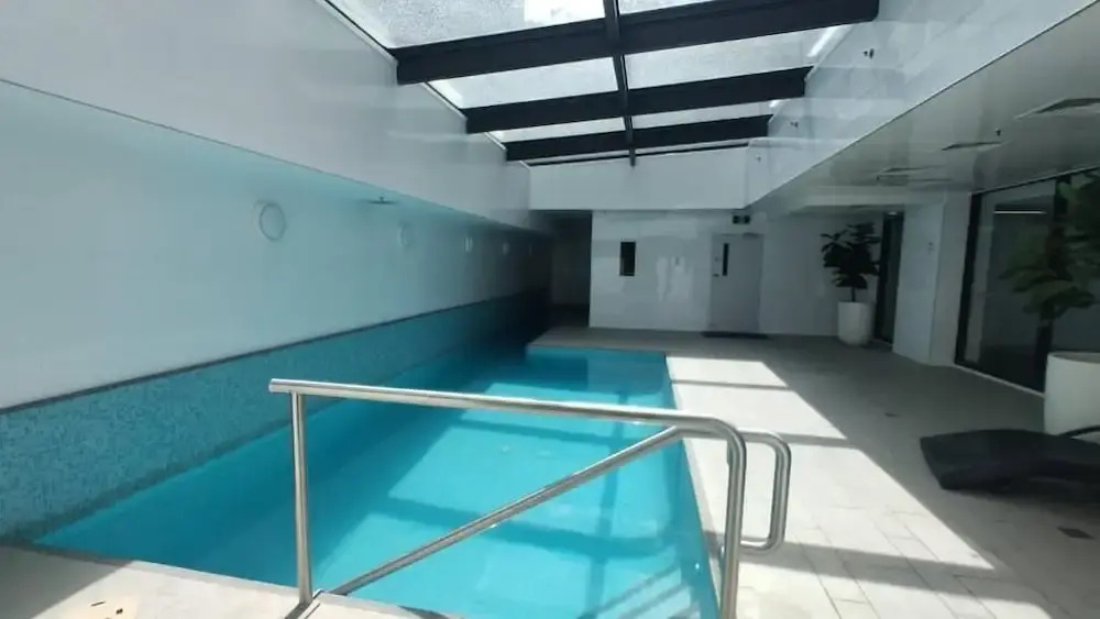 Near Sky Tower Cozy 1B Apt Close to Port