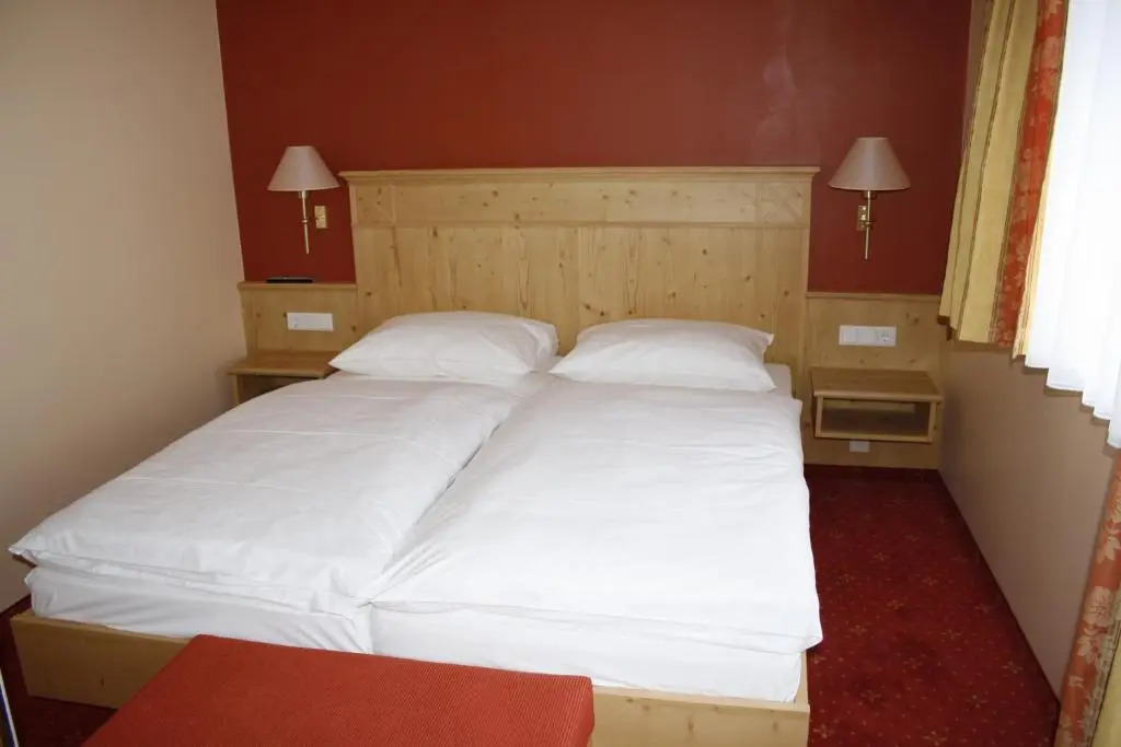 AKZENT Hotel Bergs Alte Bauernschänke- Wellness und Wein