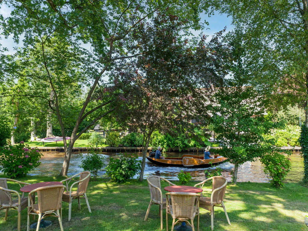 Giethoorn Lodge