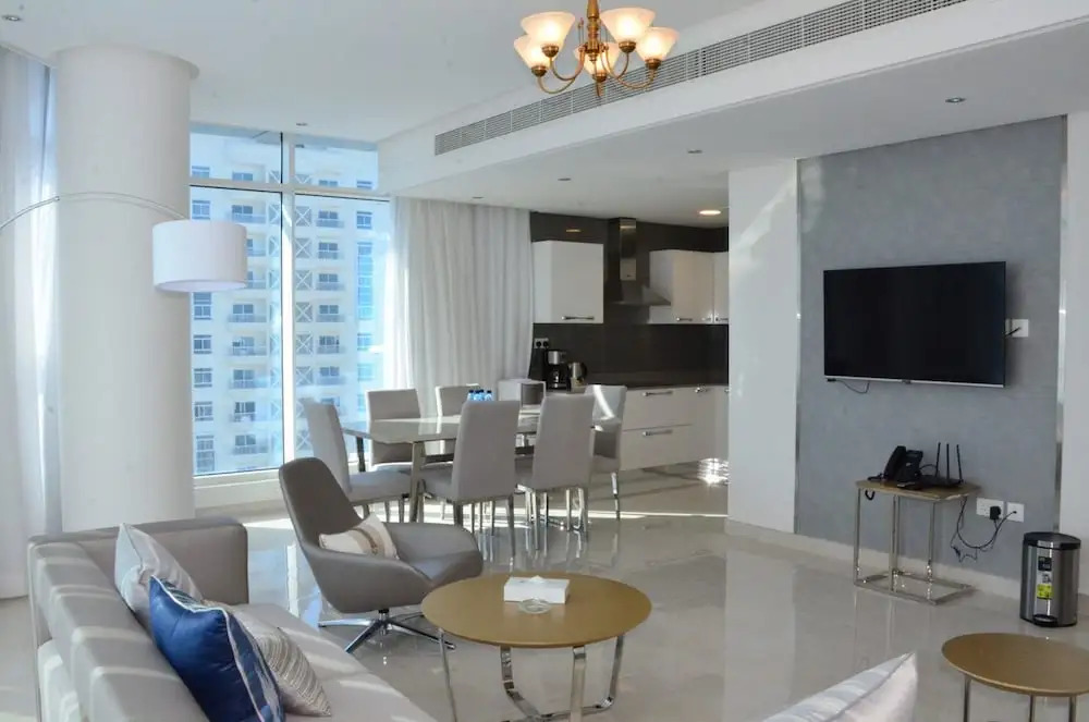 The Lodge Suites