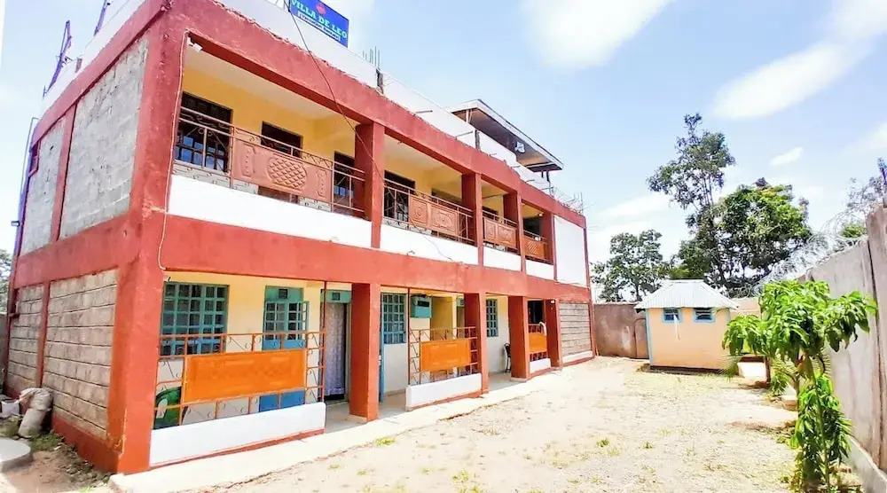 Lux Suites Villa De Leo Studios Bungoma
