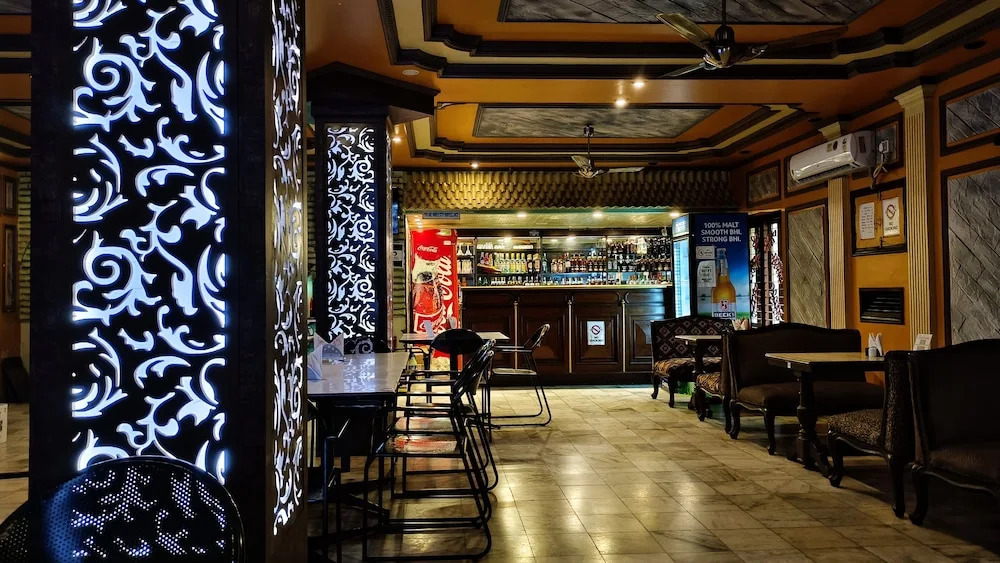 Hotel Samrat