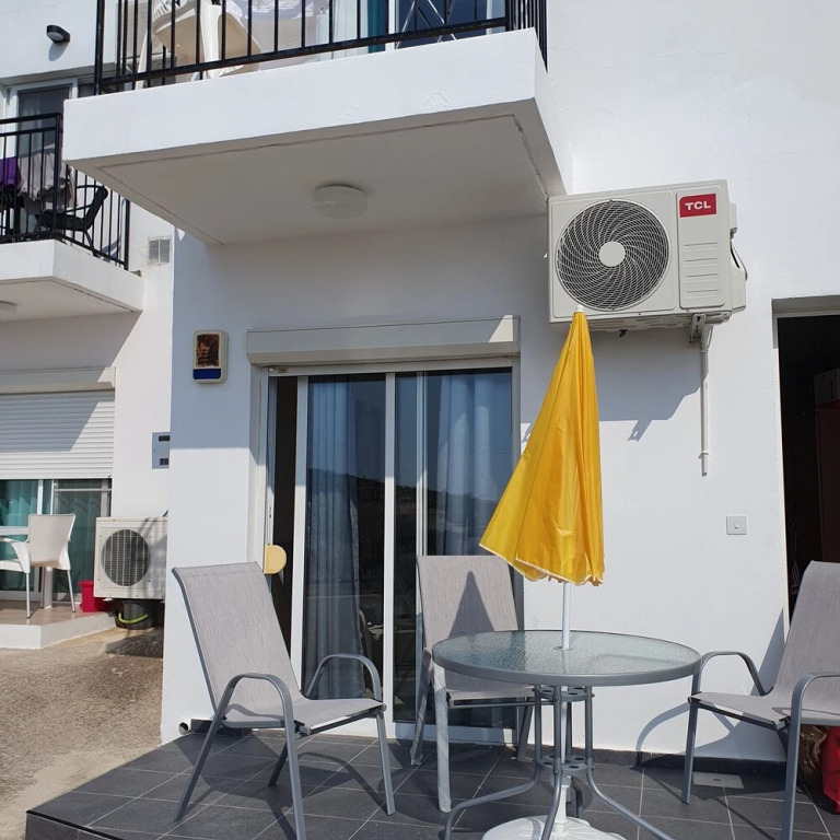 Studio/scenic Views/pool/air Con/near Attractions