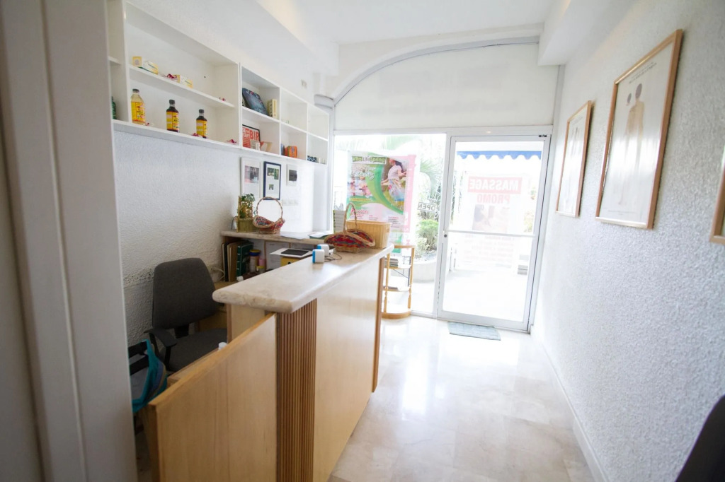 Clarkton Hotel Apartment