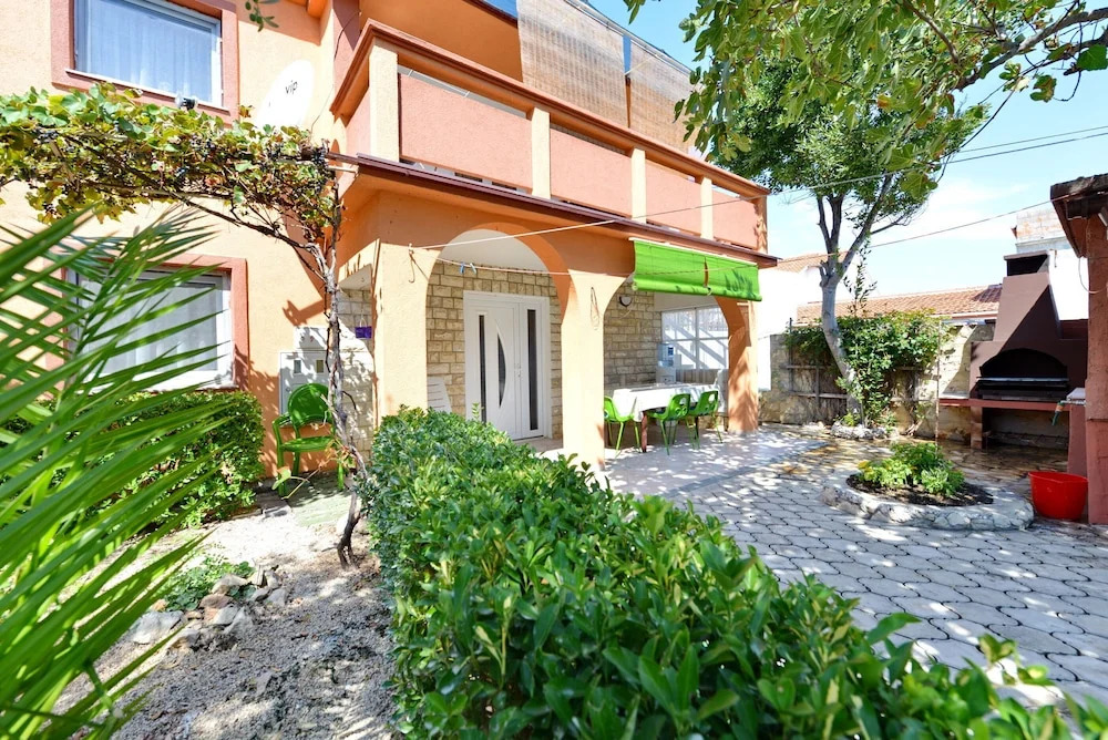 Apartment Velimir