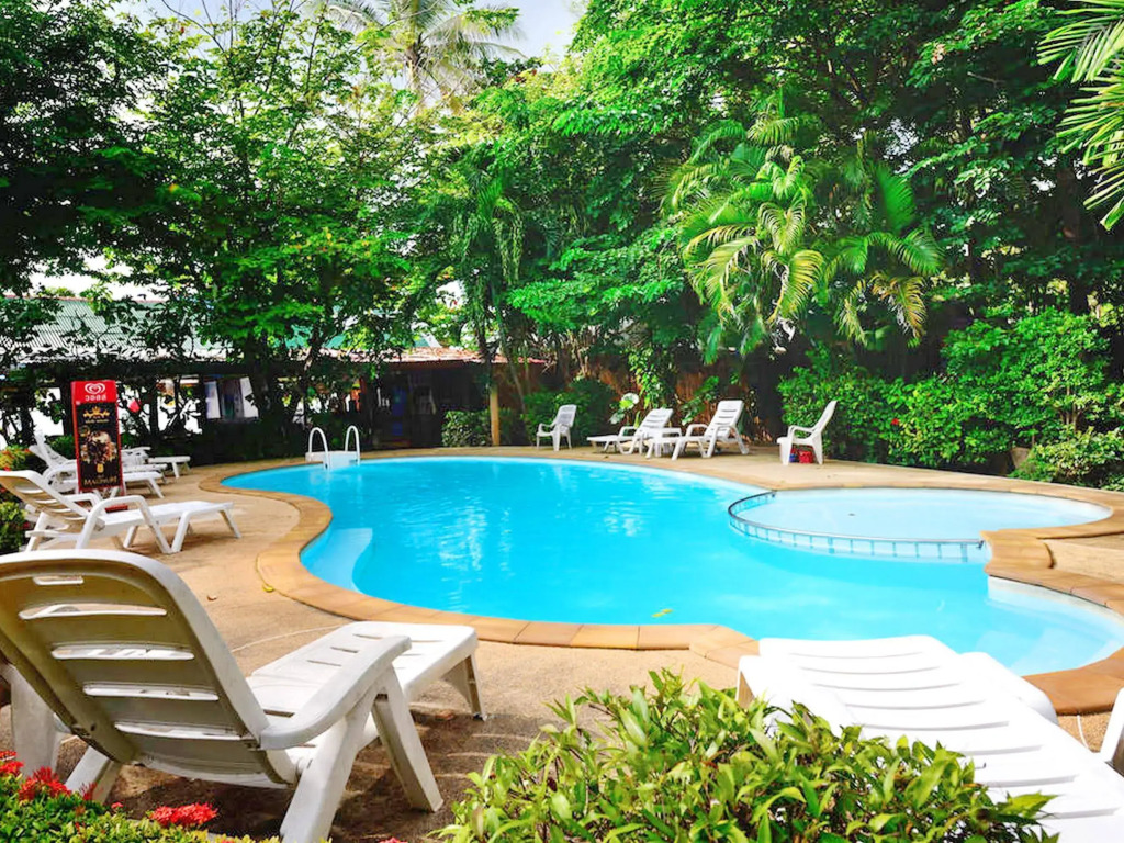Lanta Pavilion Resort