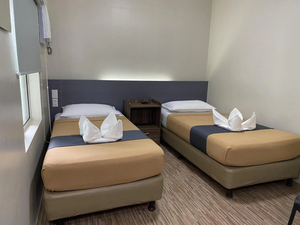 DG Budget Hotel Salem
