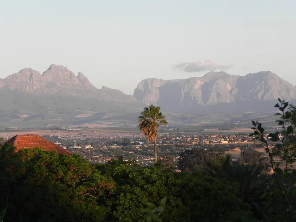 Winelands Lodge