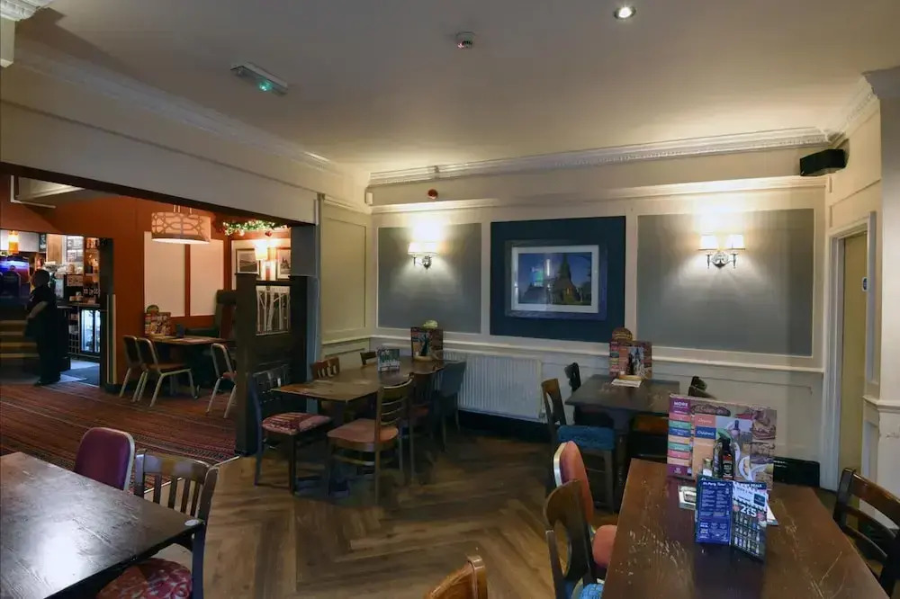 Royal Oak by Greene King inns