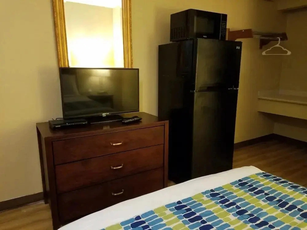 Red Roof Inn Mobile South