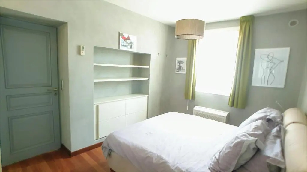 Appart'hôtel Luxe Vieil Antibes 75 m2 avec Parking plages à pieds