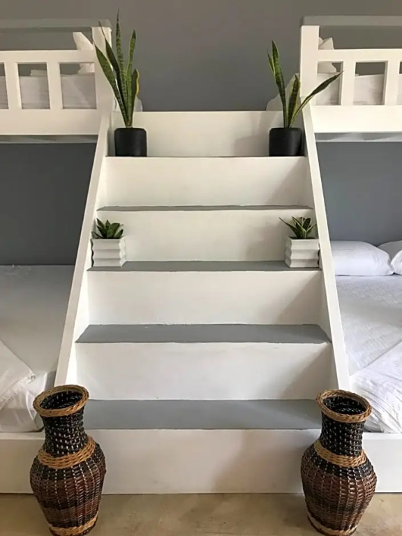PAYAG SUITES