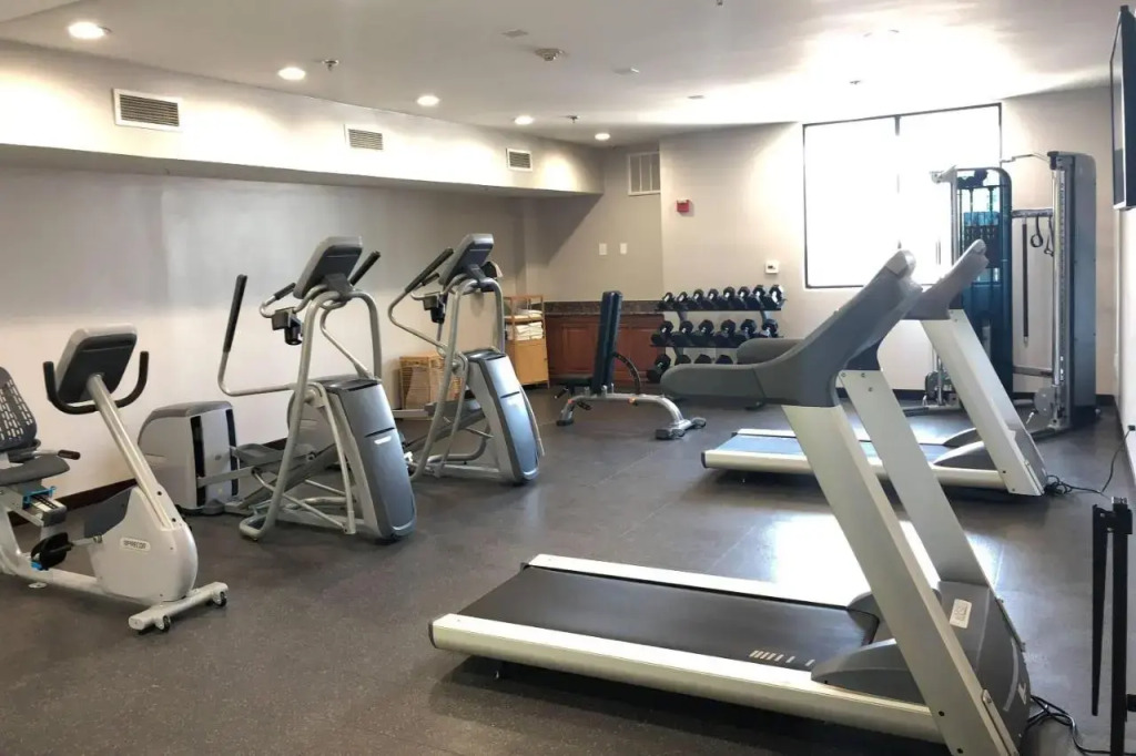 Country Inn & Suites by Radisson, San Jose International Airport, CA