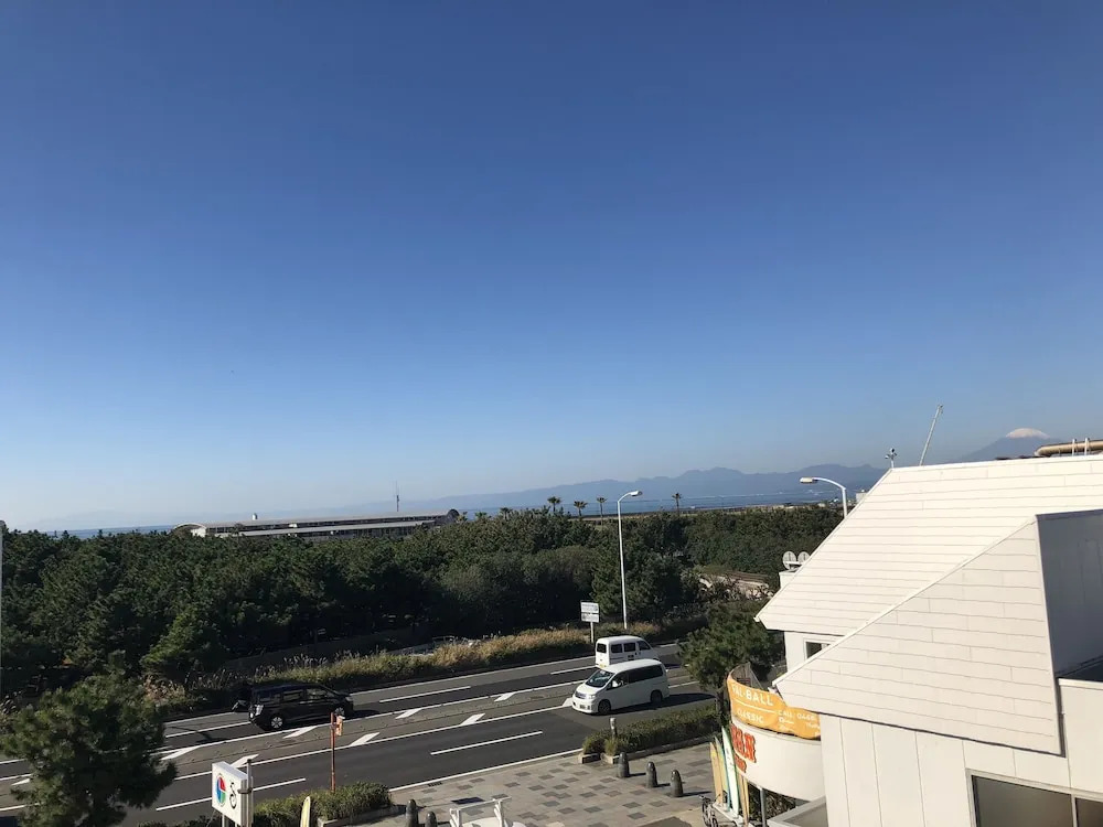 Kugenuma Inn & Suites