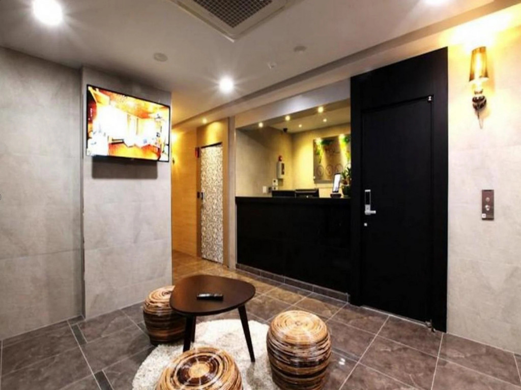 Jeju Lux Hotel