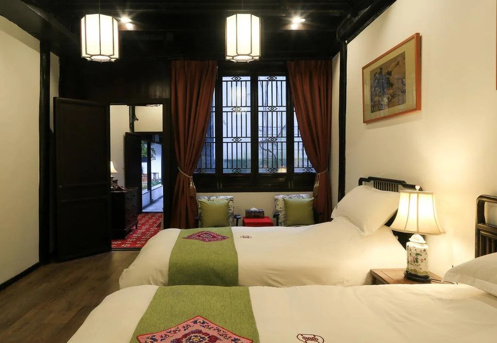 Huilaotang Biz Club