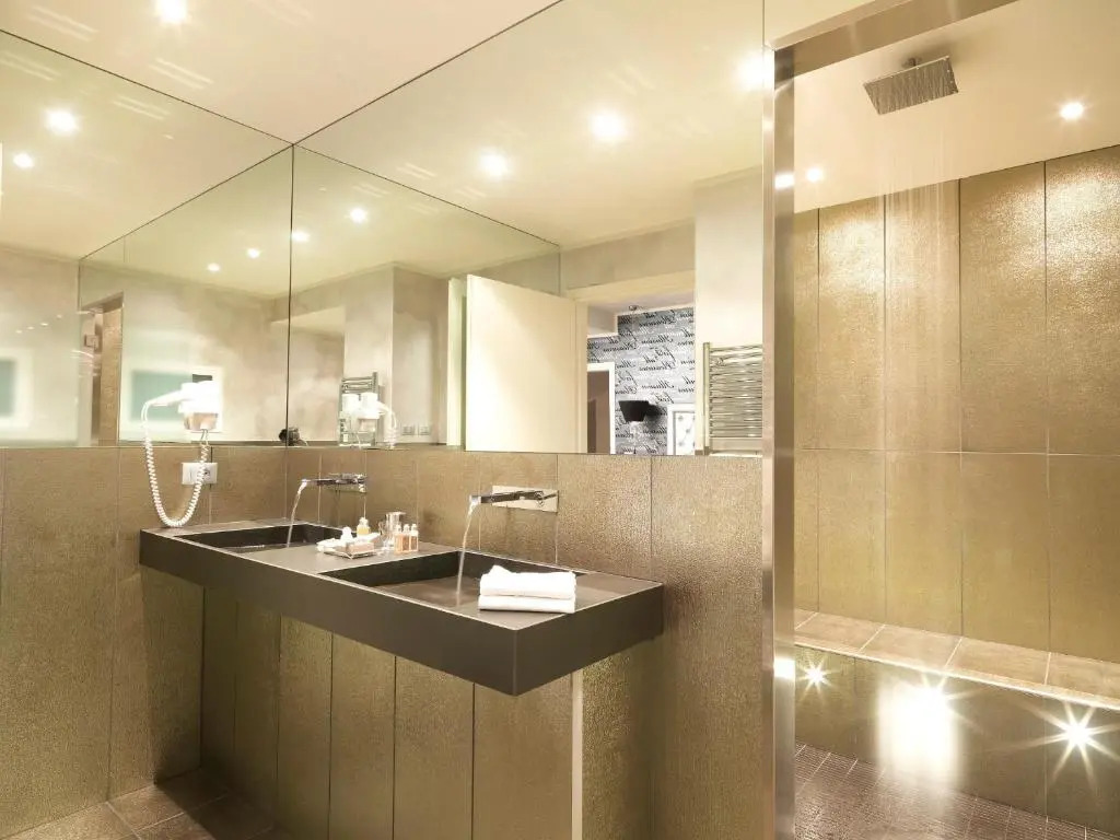 Savoia Hotel Regency