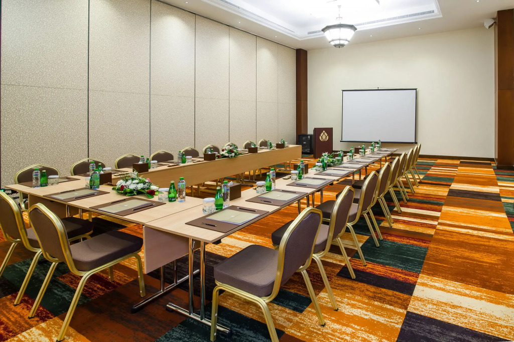 Western Hotel - Madinat Zayed
