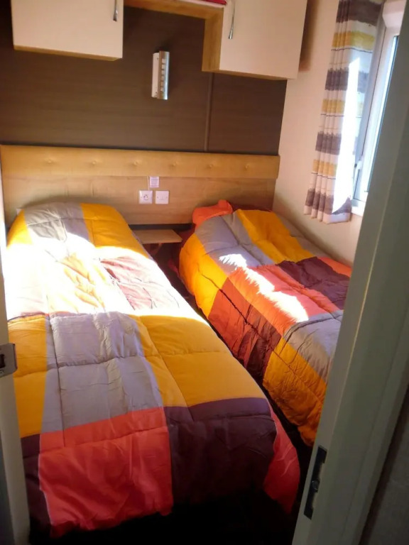 Bungalow With 2 Bedrooms in Fréjus, With Shared Pool and Furnished Terrace - 6 km From the Beach