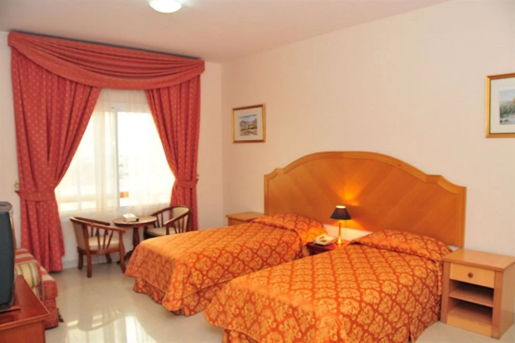 Safeer Hotel Suites