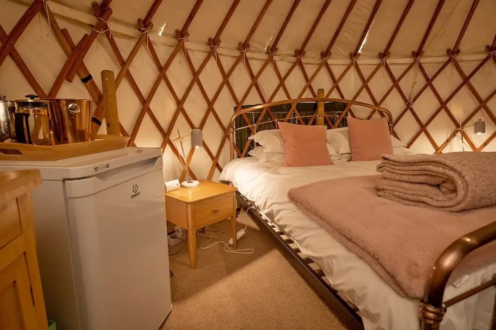 Chalet With Gleneagles Views, hot Tub, No Deposit