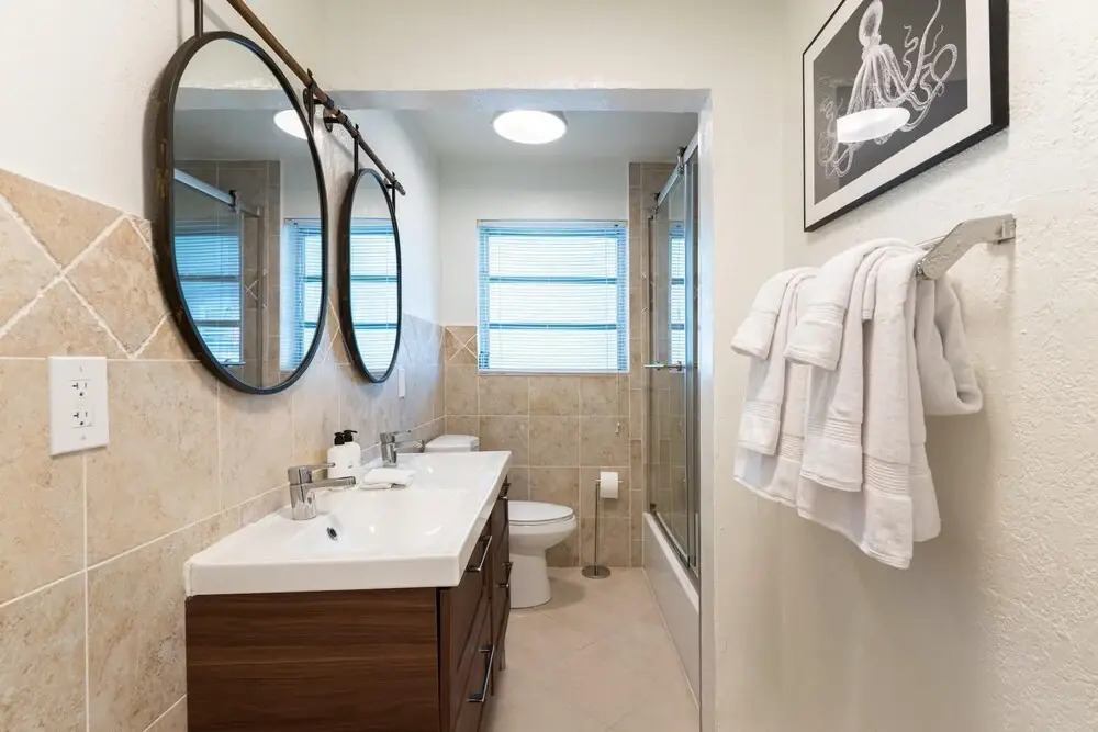 Kasa Azul 4BD 3BA Private Home Hollywood