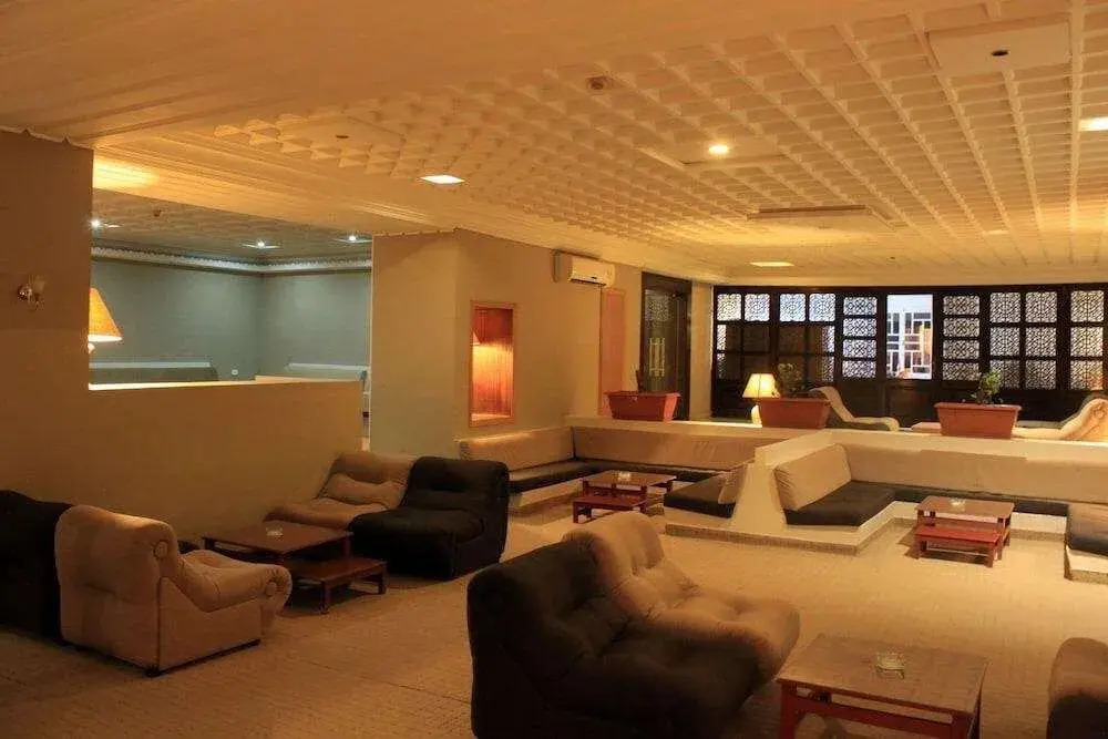 Sarra Hotel