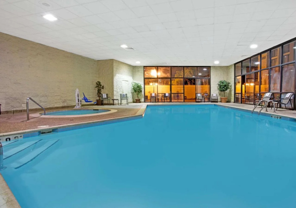 Delta Hotels by Marriott Denver Thornton