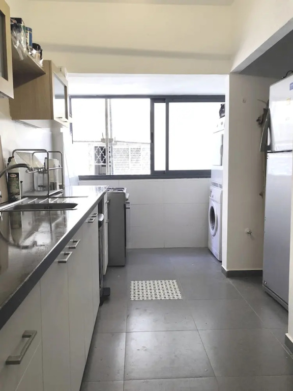 Amazing New 2BR Apt on Hilton Beach