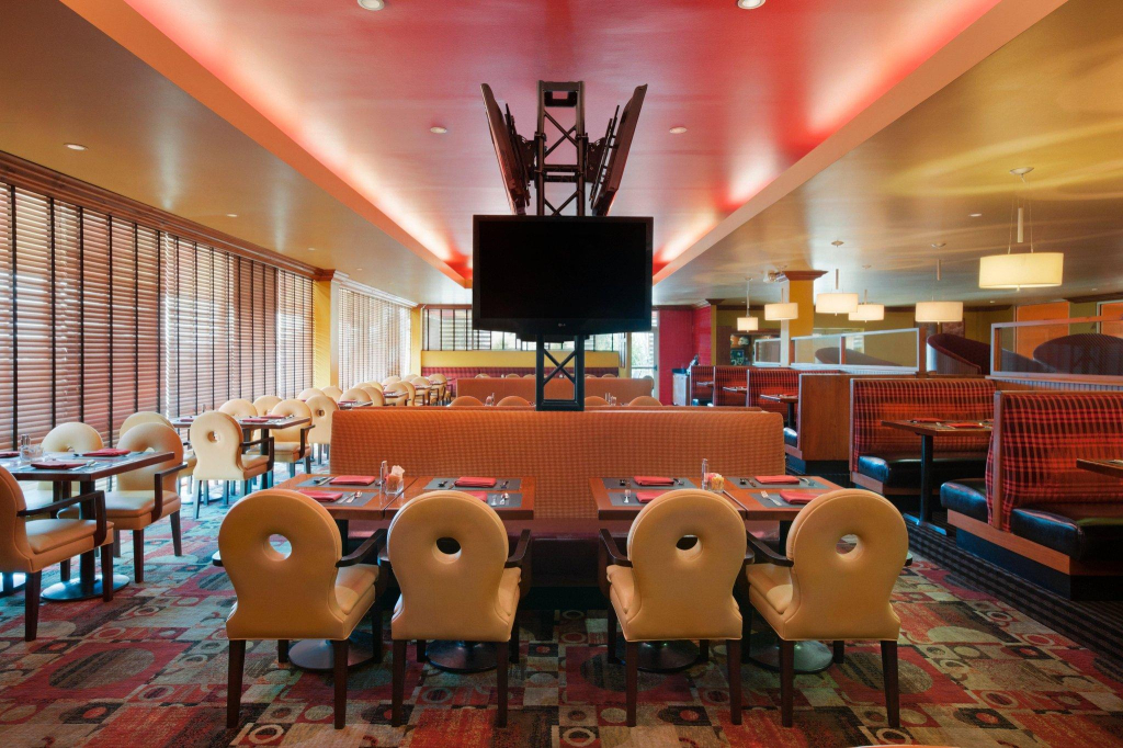 DoubleTree by Hilton Hotel Dallas - Love Field