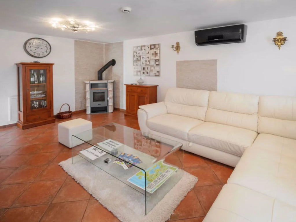 Holiday Home Aleksandra by Interhome