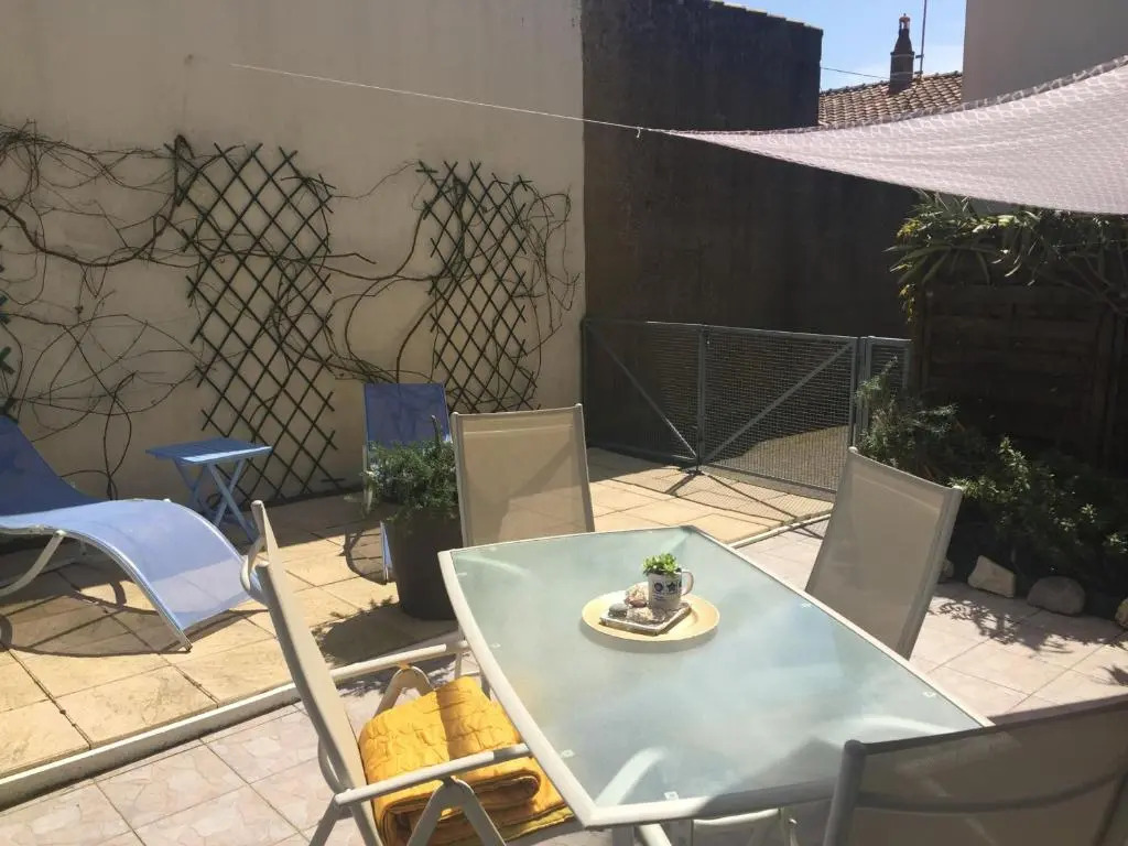 Appartement Les Sables-d'Olonne, 2 pièces, 4 personnes - FR-1-485-60