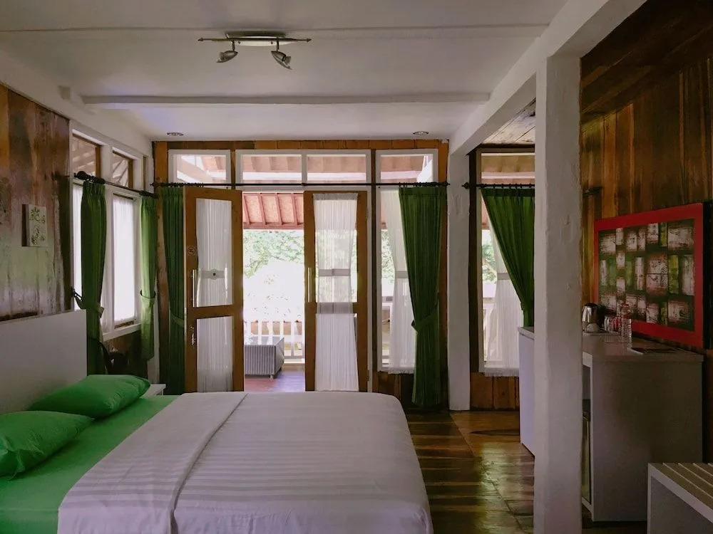 White Orchid Eco Resort