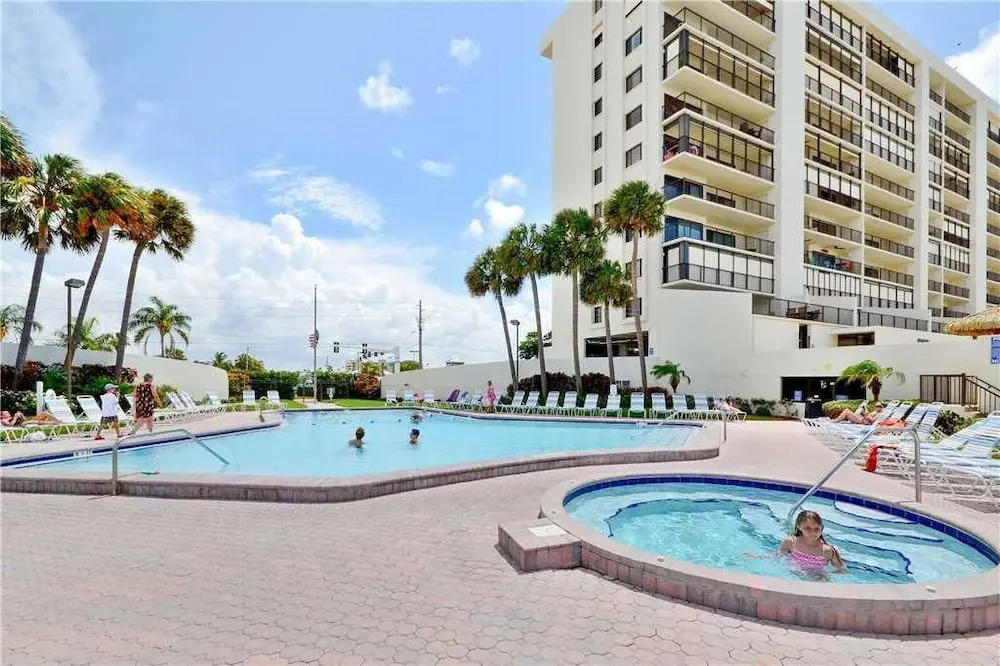 Ocean Sands 908 by Distinctive Beach Rentals