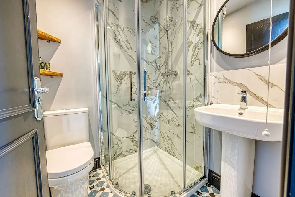 New Unique Keighley Room