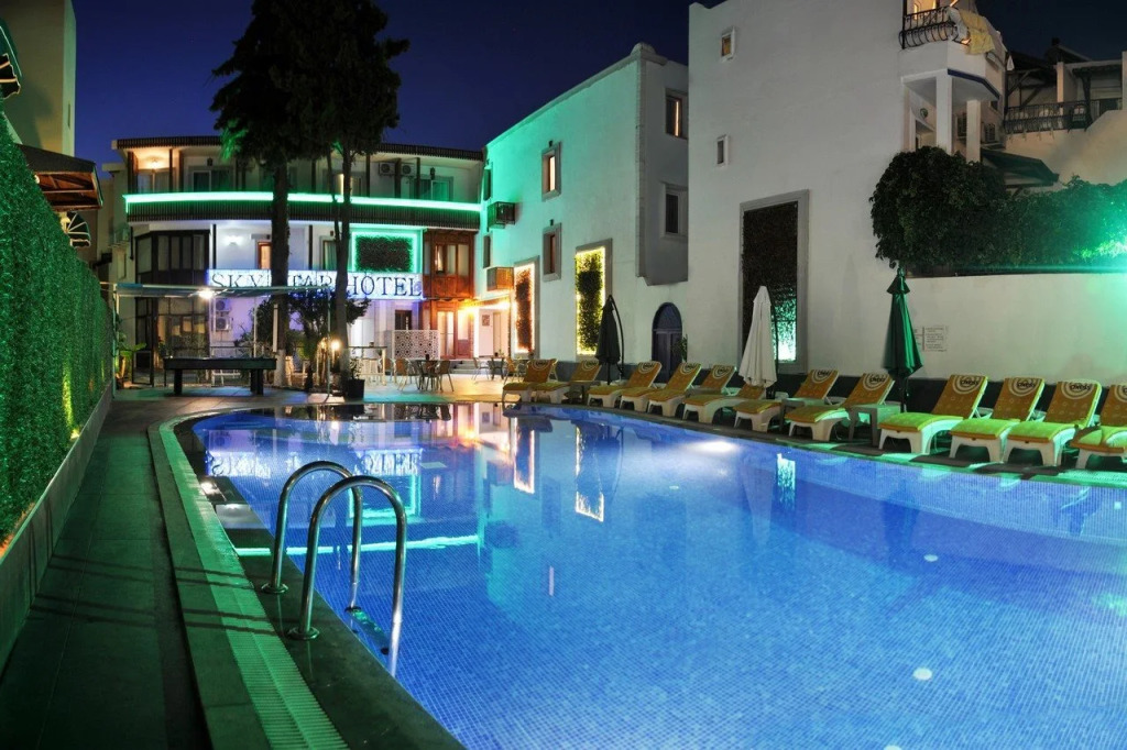 Sky Star Hotel - Bed & Breakfast