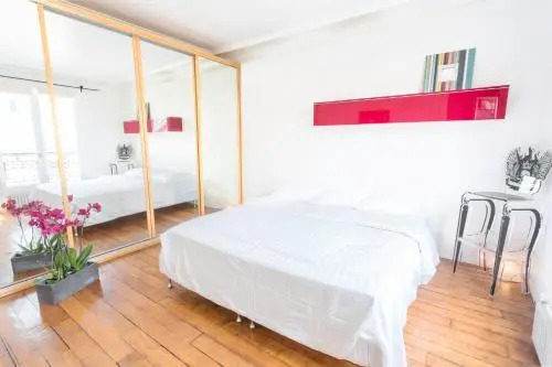 Luxury Apartment in Paris Center - Louvre Museum
