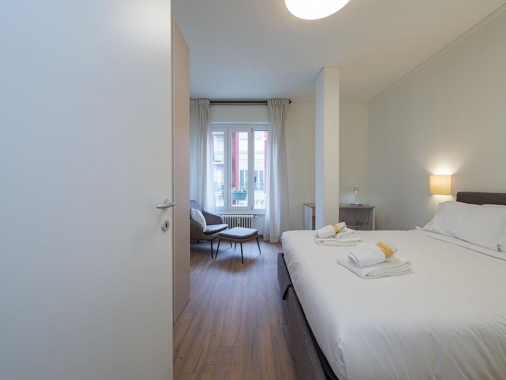 Brand new 2 BR With Balcony in Sempione