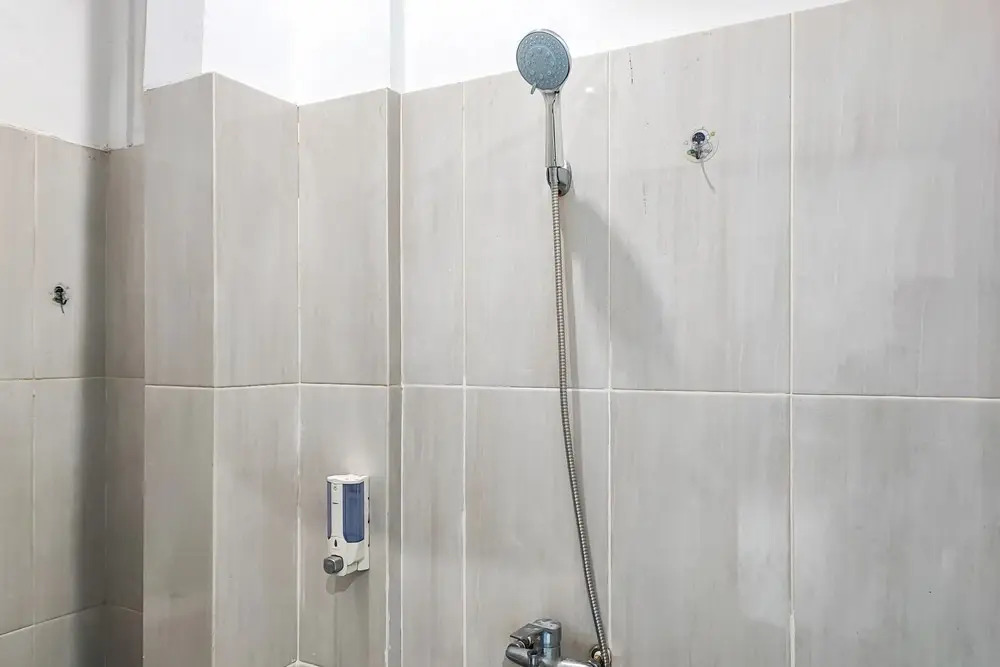 Urbanview Hotel Syariah near RSIA Annisa Jelutung Jambi