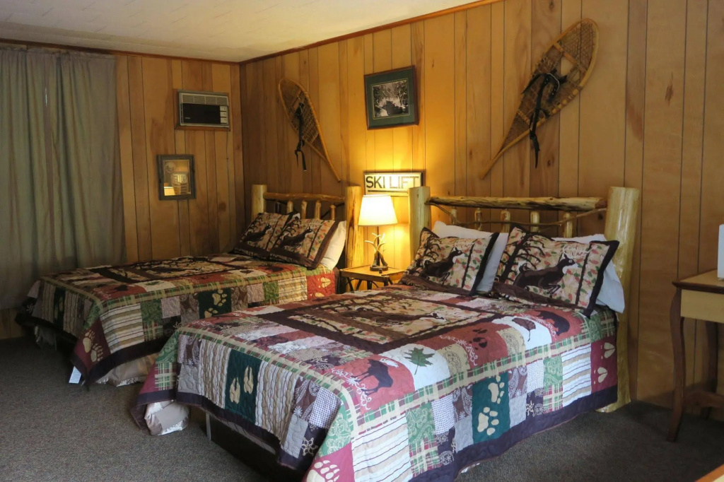 Forest Hill Lodge & Cabins