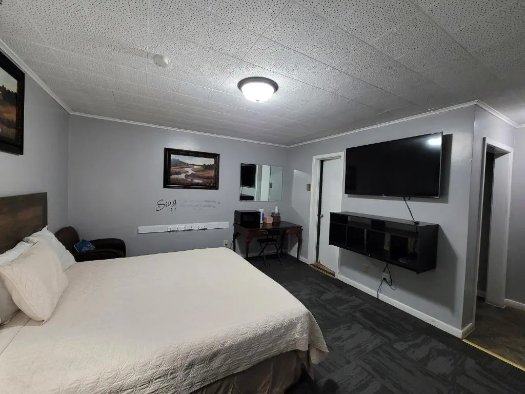 Fiesta City Motel