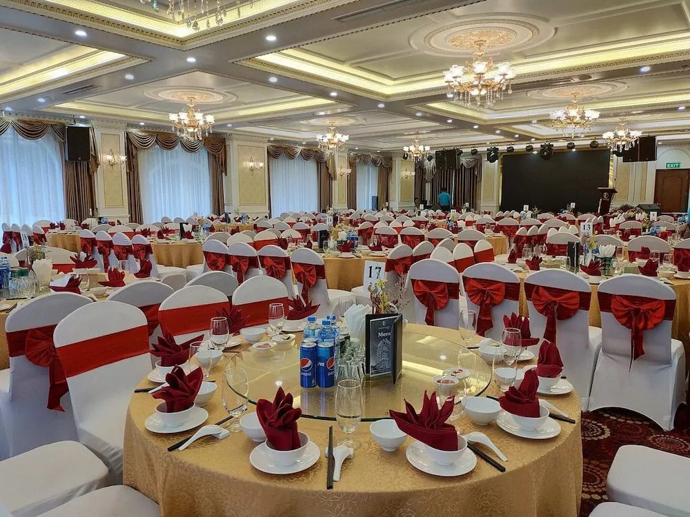 Dragon Legend Hotel