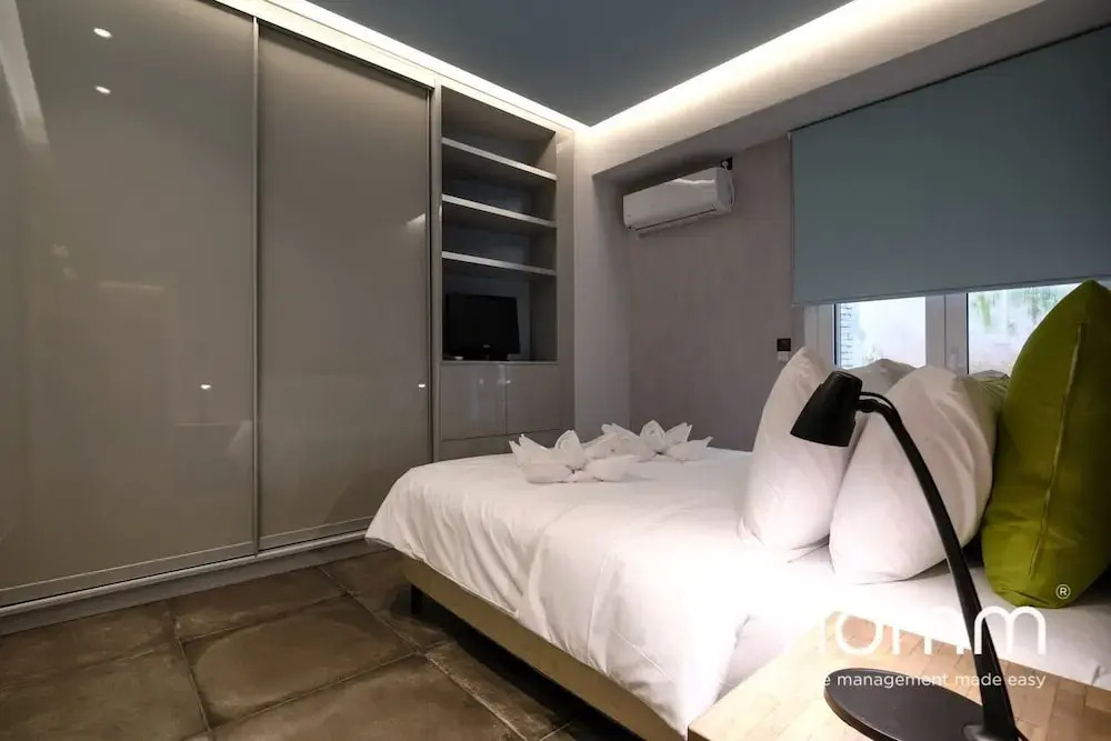 Convenient homm Flat, centre of Glyfada, Metaxa st