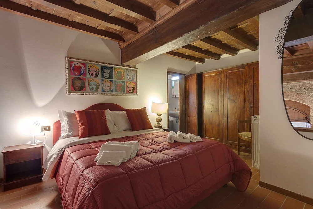 Home Sharing - Oltrarno