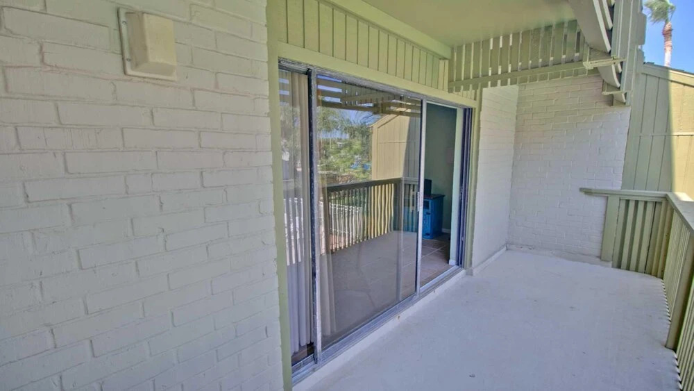 211 - 2 Br Condo
