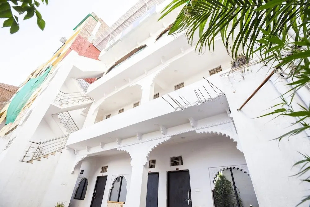 Hotel Heritage High